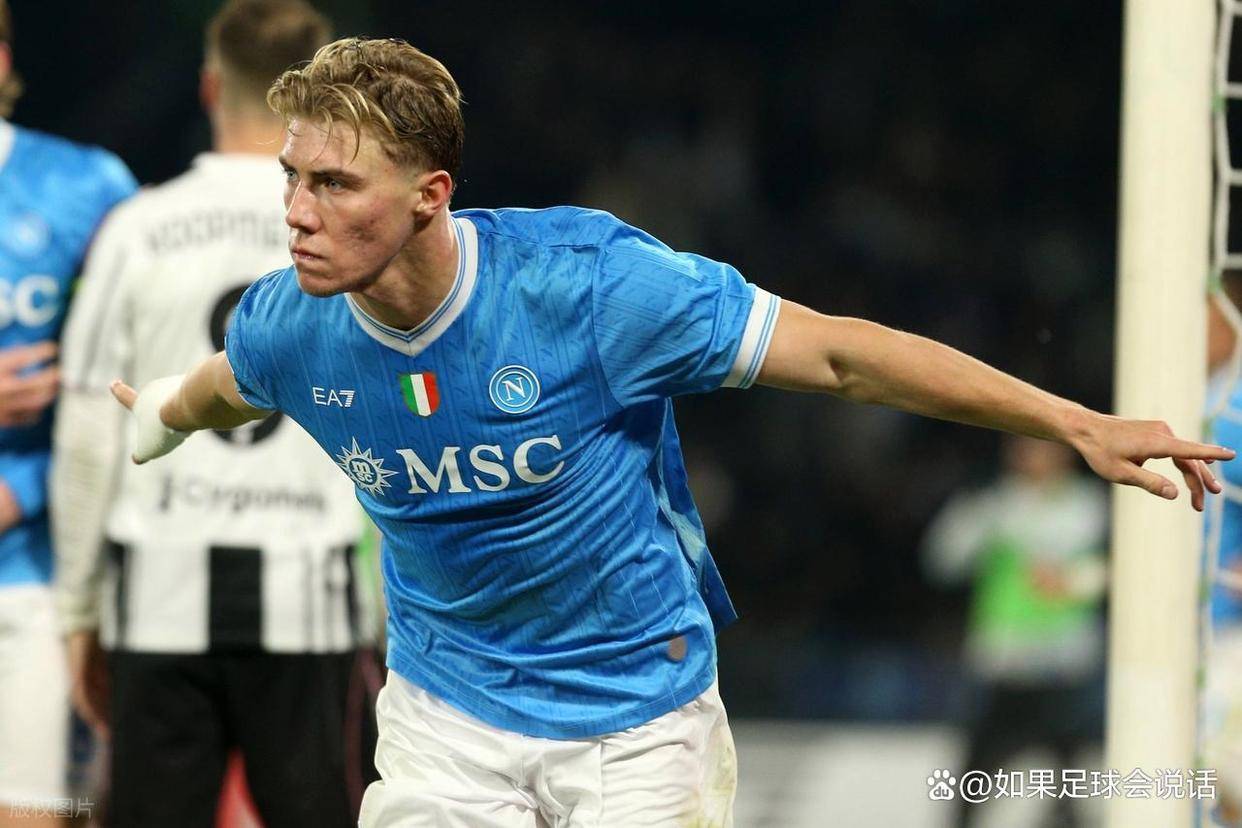 意甲第14轮爆冷夜!那不勒斯绝杀尤文登顶,罗马翻车,积分榜乱成一锅粥